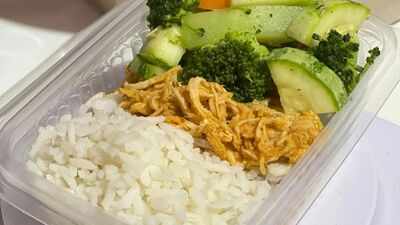 Employee under investigation for taking boss' lunch asks HR 'Why is it theft when I do it?'; claims manager took her food 3 times