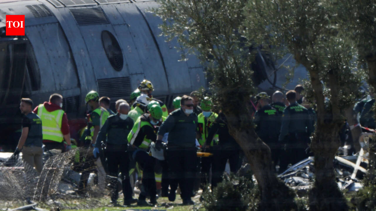 'There was mangled mess of metal': Eyewitnesses recount Spain train...