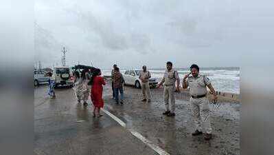 Over 5k tourists evacuated from Puri beach amid cyclone Arnab threat