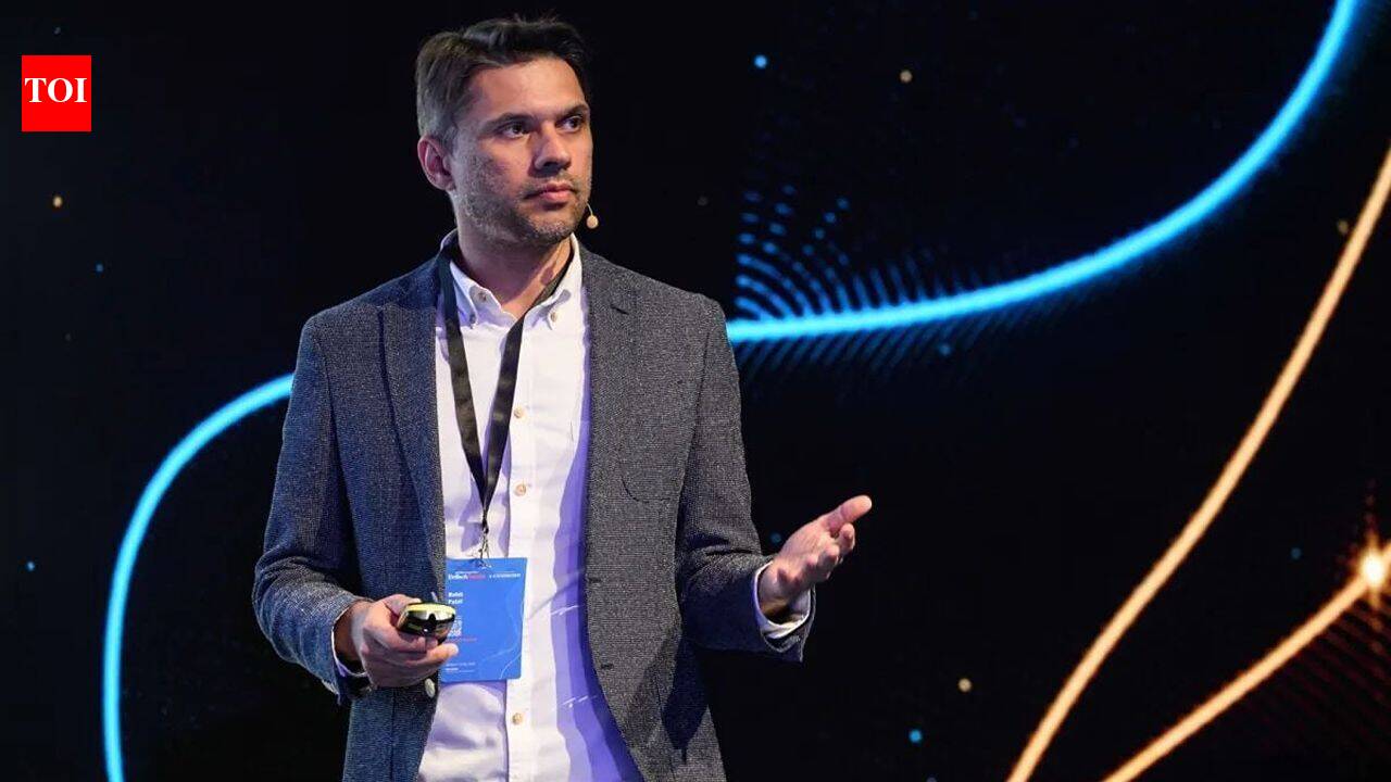 Meta AI director Rohit Patel leaves company after eight years; plans startup to take on Microsoft Office and Google Workspace; says adding AI to spreadsheets ‘kills my…’