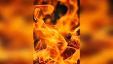 Four injured as petrol bottle sparks fire at chicken shop in Muzaffarpur