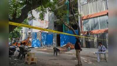 Evacuated families in Gurgaon’s Sushant Lok-I hope to return home as tilted building may be secured; neighbouring plot owner says House 1770 provided with RCC support, ‘building stable’
