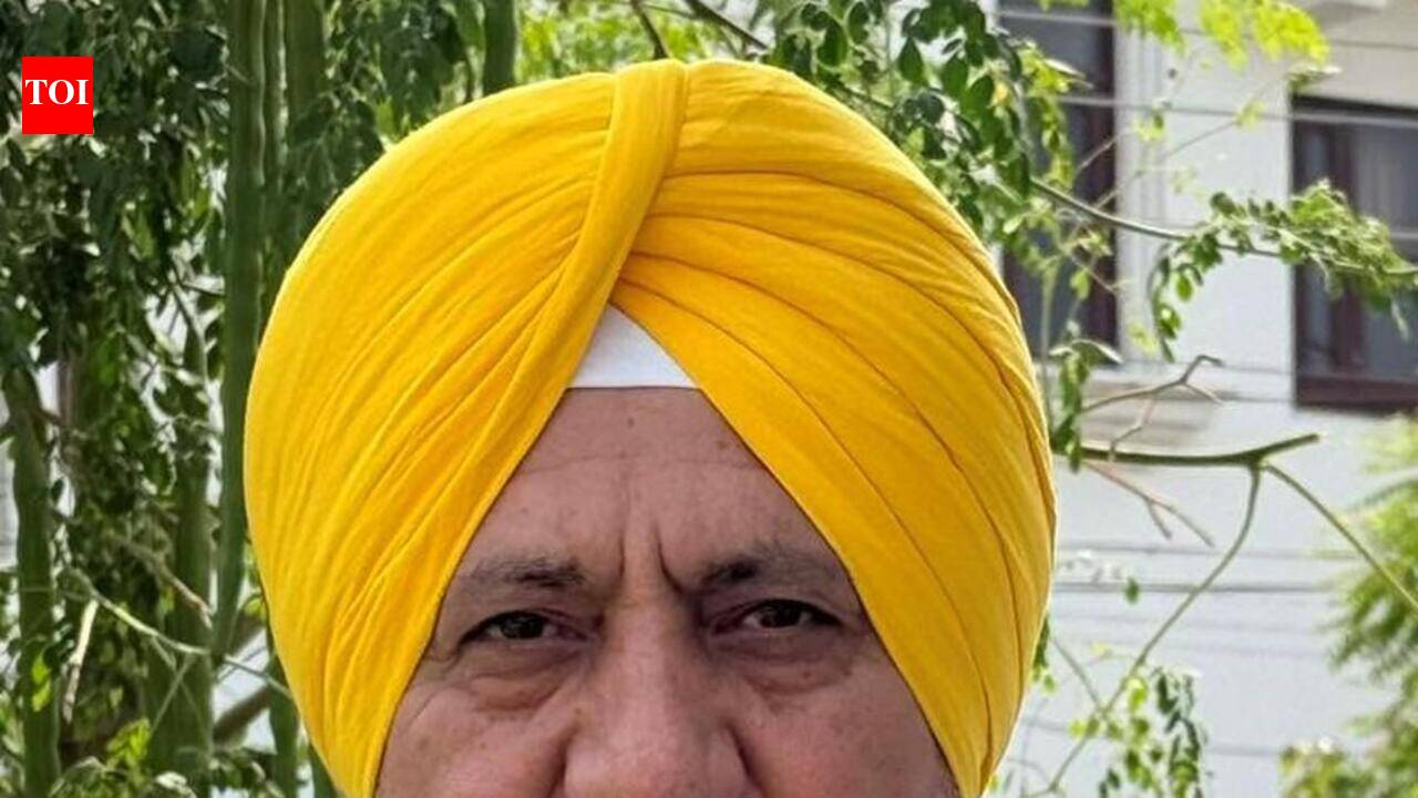 AAP claims 1,495% rise in Majithia's assets during SAD-BJP rule, cites chargesheet