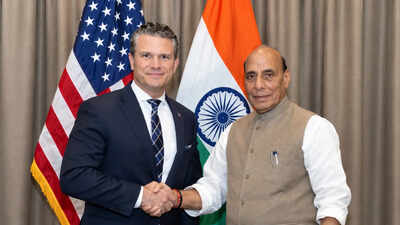 Sensitive US tech to Pak could end up in third country, Rajnath tells Hegseth, warns against double standards on terror
