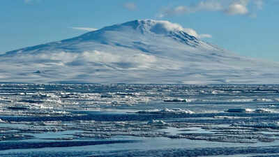 Antarctic Sea ice decline makes key ocean water mass saltier, raises warming concerns