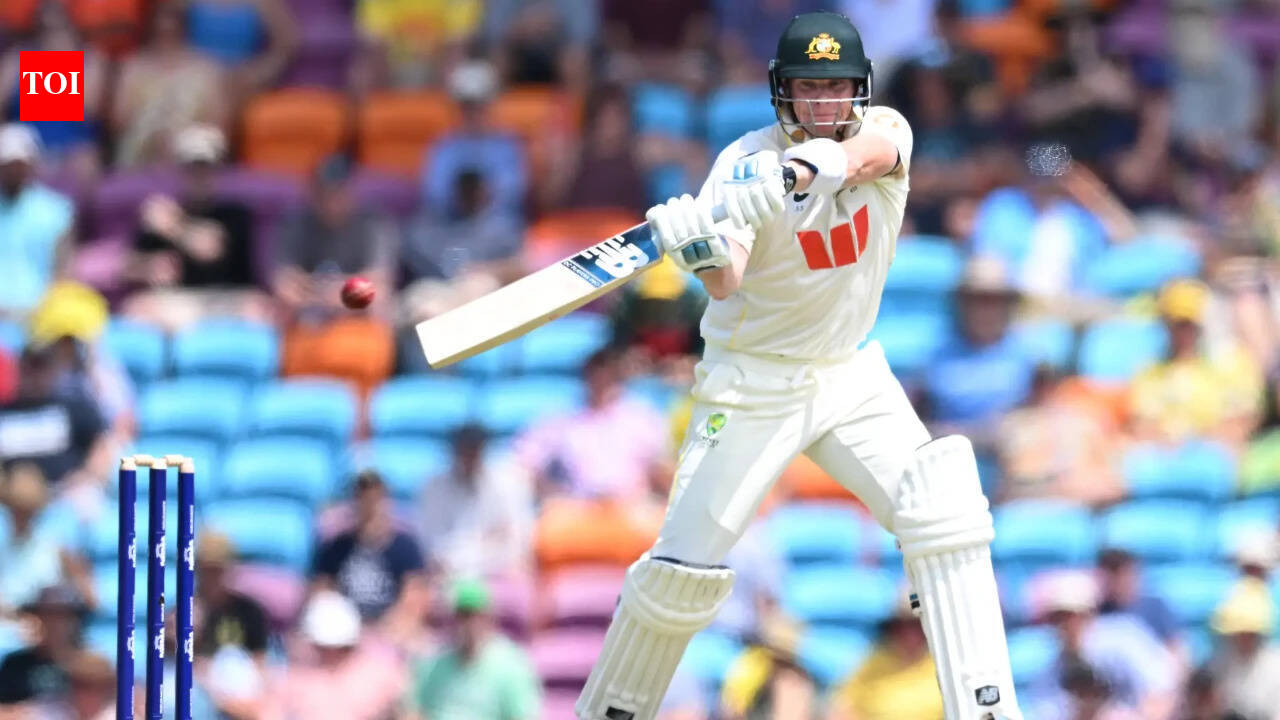Steve Smith's neck injury forces extended layoff, Cricket Australia reveals return timeline