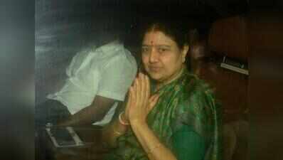 AIPTMMK president “sacks” Sasikala from party
