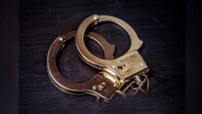 Bangladesh: Hindu salon owner stabbed to death over unpaid haircut bills; one arrested