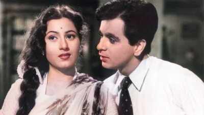 'Madhubala and Dilip Kumar are burried close to each other at Juhu Kabrastan, just 5-10 metres apart,' reveals her sister Madhur Bhushan talking about their break-up: 'She died when she turned 36'