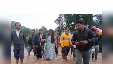 Officials cross river to deliver cyclone relief in Kotia villages amid poll tension