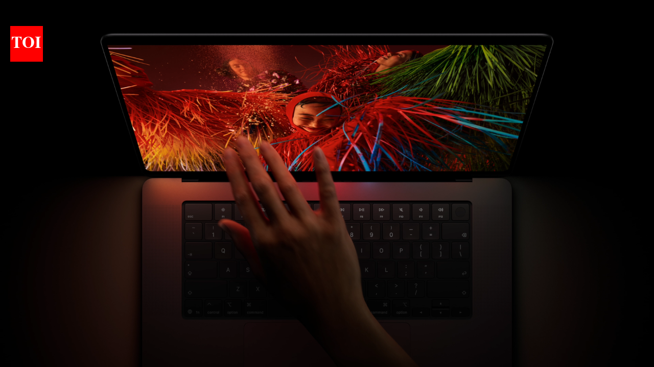 Why Apple took 16 years to make a touchscreen MacBook