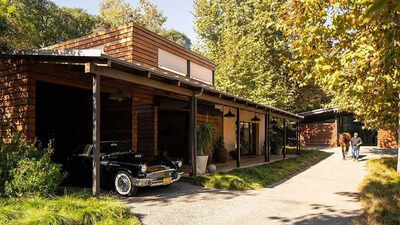 Steven Spielberg bought a 2.8-acre Los Angeles horse ranch for $5.75 million in 1999 and proposed a five-storey riding centre; after listing it for $29.9 million in September, the property has disappeared from listings
