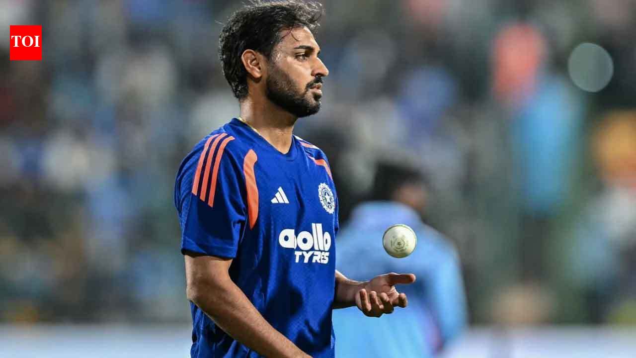 Bhuvneshwar struggles on comeback, Ashwin points out major concerns