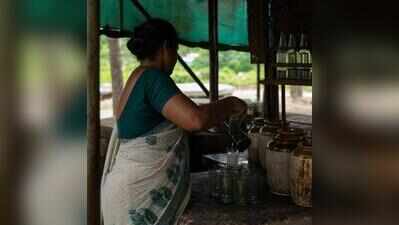 Kerala HC strikes down rule prohibiting employment of women in toddy shops