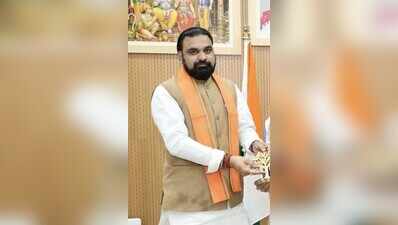 Rs2k-cr drinking water project for 3 towns: CM
