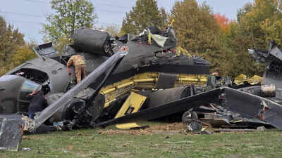 A helicopter with the EU force in Bosnia crashes, reportedly killing 3 and injuring 12