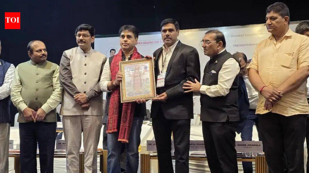 An award to a man once arrested as a fake doctor angers Ayurveda practitioners
