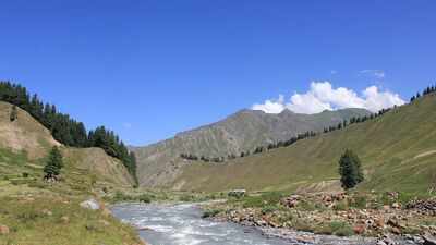 A 16th-century Kashmiri poetess fell in love, but when Akbar sent her love into exile, her songs became Kashmir’s folklore, and a peak in Gurez Valley came to bear her name; meet Habba Khatoon, the 'Nightingale of Kashmir'