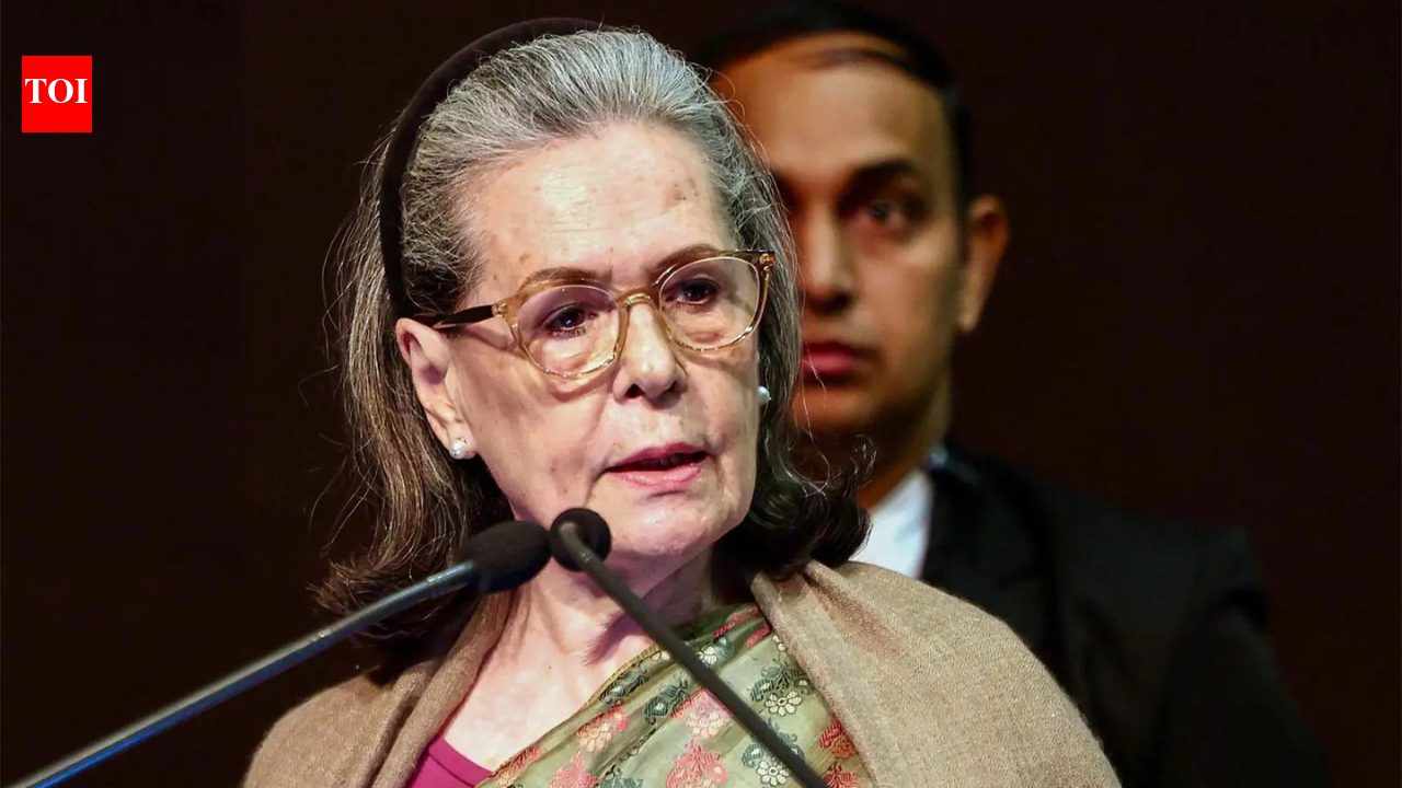 Rs 12,000cr at stake: Traders now write to Sonia to defer Rahul's Nov 1 rally