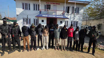J&K cops bust terror financing syndicate, 10 held