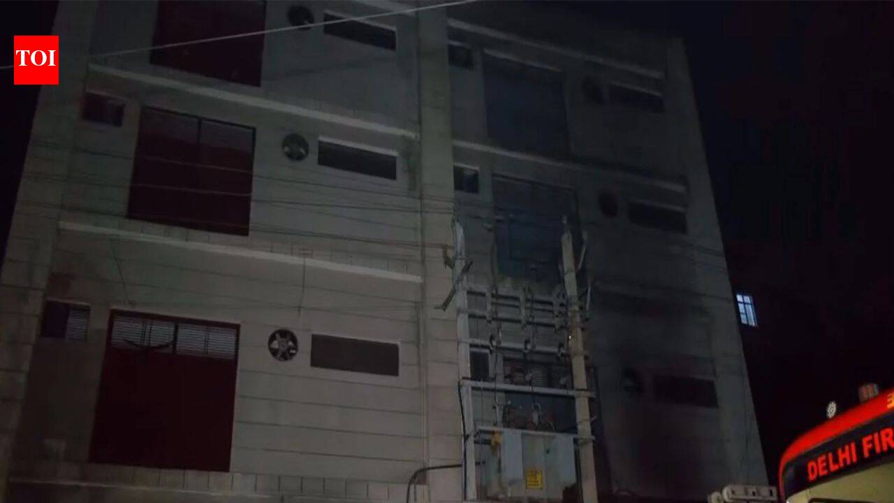 4 killed, 2 injured in fire at Delhi shoe factory; owner summoned