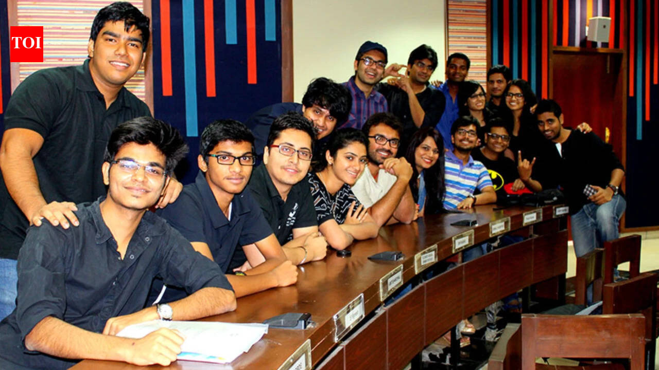 Maharashtra pharmacy colleges fill 31,521 seats; 15,671 lie vacant