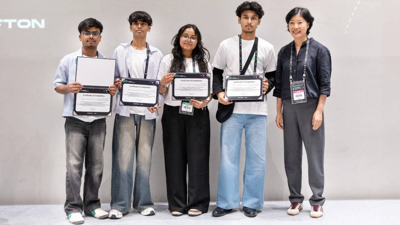 Delhi govt school students represent India at international gaming ...