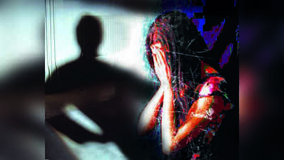 Woman alleges rape inside police station, constable held