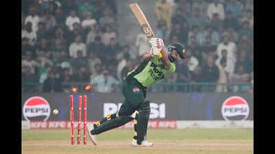 Fakhar Zaman's century powers Pakistan to ODI Tri-Series title