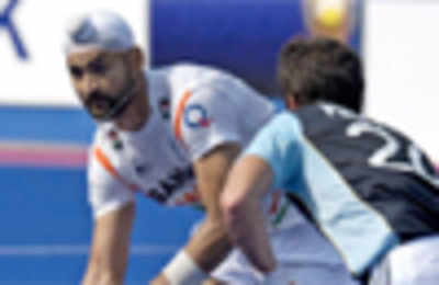 India lose to Argentina, crash out of Azlan Shah title race