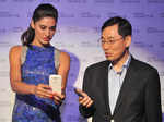 Nargis @ Samsung Galaxy SIII launch