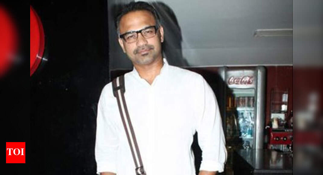 After Imran, Delhi Belly director looking to work with Aamir Hindi