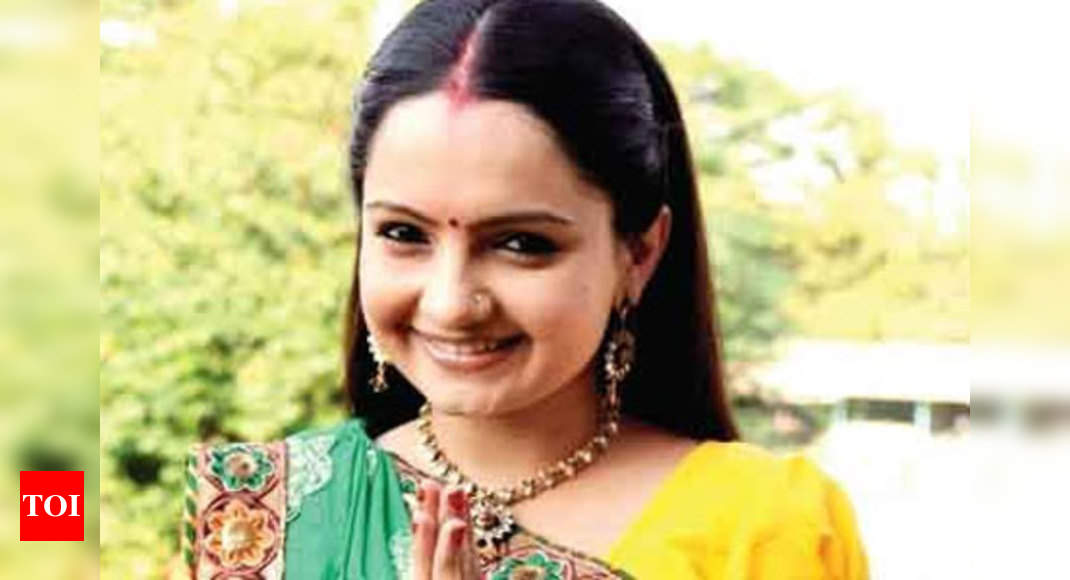 Gopi bahu replaced overnight! - Times of India