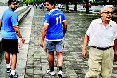 Walk Backward For Good Health - Times Of India