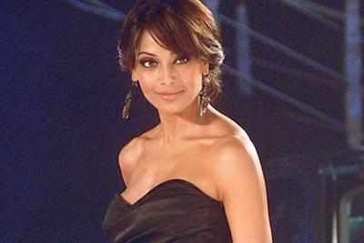 Bipasha strictly follows her fitness mantra