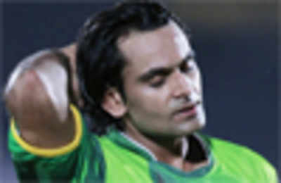 Mohammad Hafeez faces uphill task to save his place in team