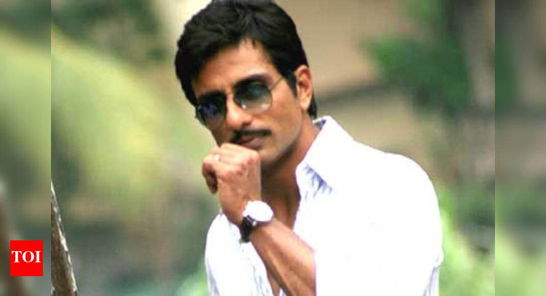 Maximum: Movie Review | Hindi Movie News - Times of India