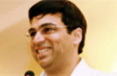 Viswanathan Anand mesmerises beyond the squares too