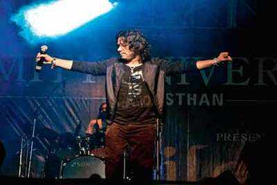 Kailash Kher concert in Jaipur hosted by Ada Khan