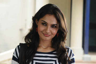 Andrea Jeremiah to pair up with Sunil?