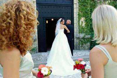 5 Reasons not to invite ex to your wedding
