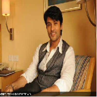 Missed Indian food the most in Singapore: Anas Rashid - Times of India
