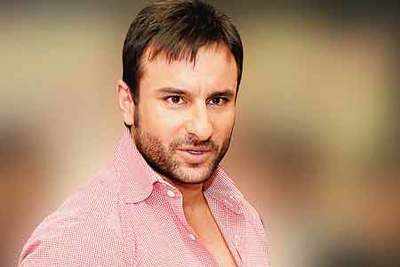 Saif says 'sorry’ for joking about romcom with Portman