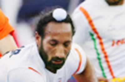 Hockey: India go down fighting against Netherlands