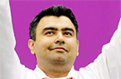In the range, you are the dad, Gagan's father told coach