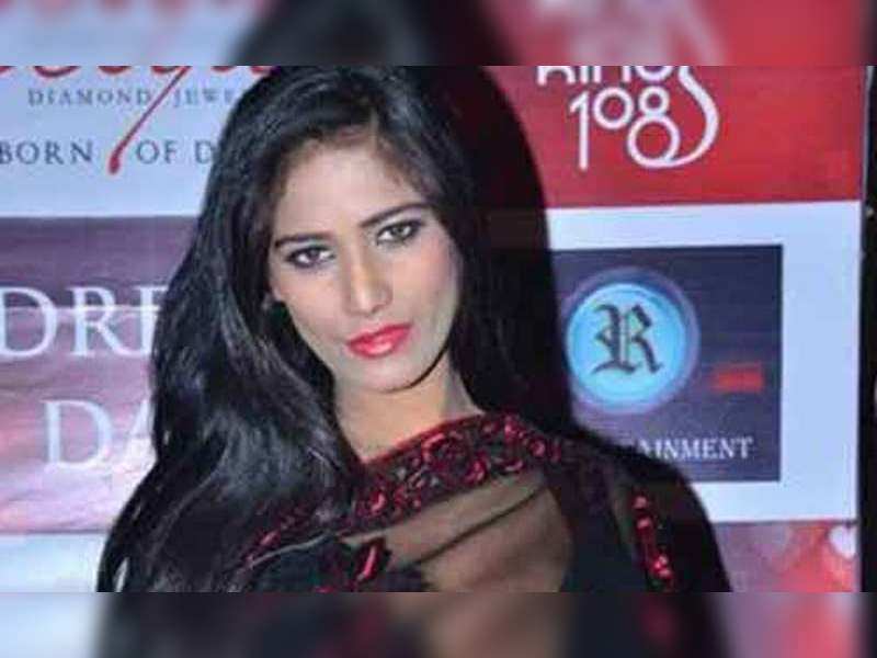 People’s opinions don’t bother my brother: Poonam Pandey | Hindi Movie