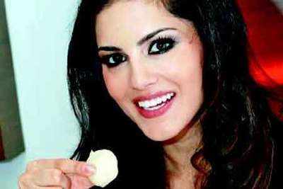 400px x 267px - Katrina Kaif is inspiring: Sunny Leone - Times of India