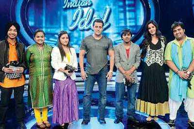 Salman exposes Indian Idol contestants