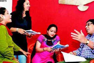 Theatre groups team up to promote Bengali plays