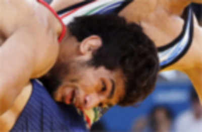 London Olympics: Wrestler Amit Kumar qualifies for repechage stage